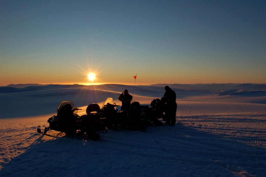 Catching the Light – Midnight Sun