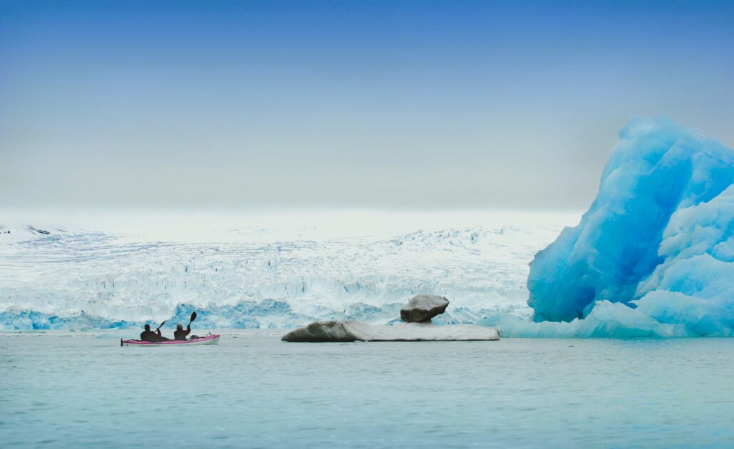 Icebreaker – Paddling Along Glacier Fronts